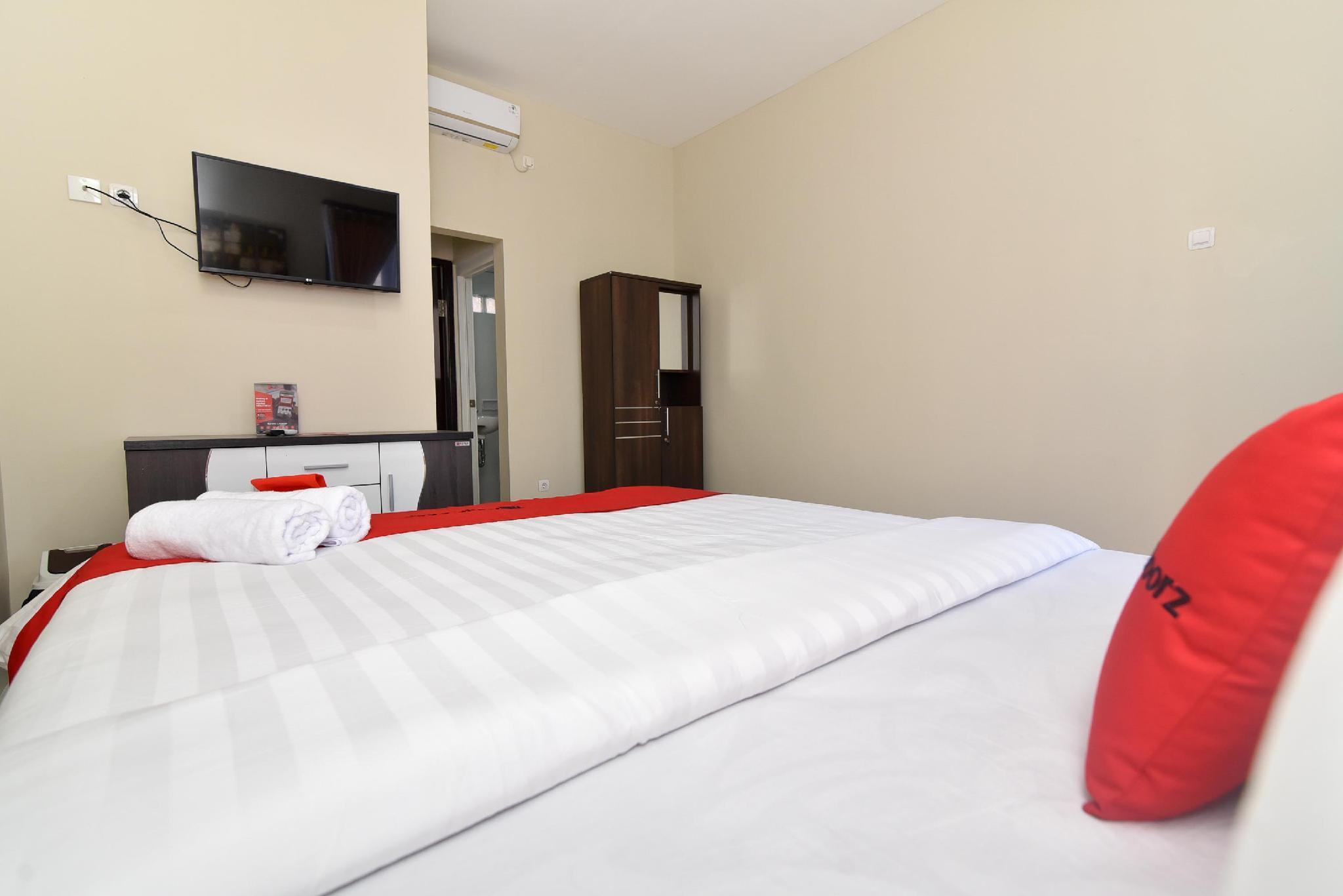 Reddoorz Plus Near Jalan Imam Bonjol Denpasar スミニャック エクステリア 写真